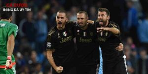 Top 5 cặp trung vệ thi đấu ăn ý nhất thế giới – Đẳng cấp bộ đôi AC Milan